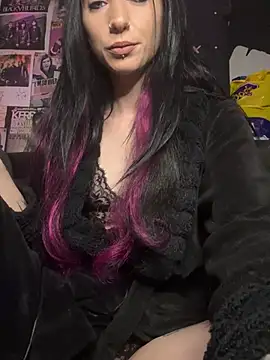 MissMidnightUK online show from 03-28-26, 12:10