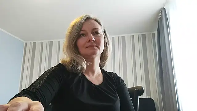 EdithManning online show from 01-13-26, 01:16