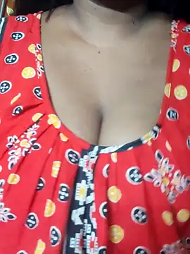 Snapshot of Hot-Anuska chatting on 09-19-25, 11:33 Hot-Anuska online show from 09-19-25, 11:33