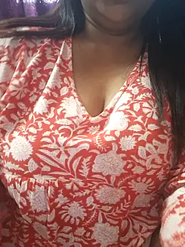 Snapshot of Hot-Anuska chatting on 12-01-25, 10:09 Hot-Anuska online show from 12-01-25, 10:09