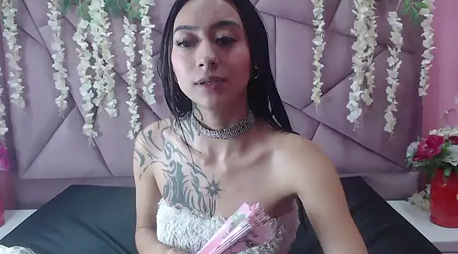 Snapshot of Miaa_Thopmson chatting on 02-25-25, 03:20 Miaa Thopmson online show from 02-25-25, 03:20