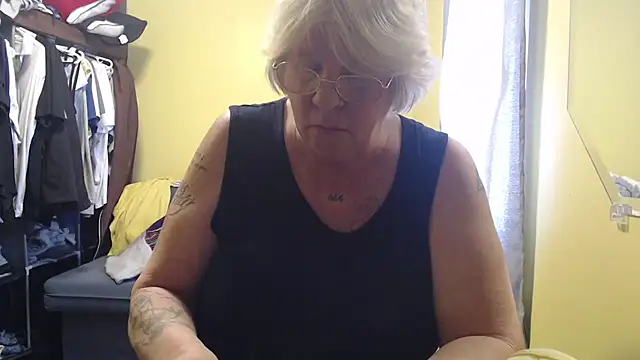 canadiancougar1965 online show from 02-16-26, 04:03