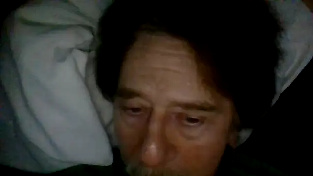 Snapshot of frankie7inch chatting on 05-16-26, 07:05 frankie7inch online show from 05-16-26, 07:05