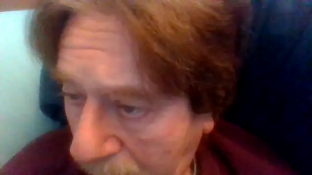 Snapshot of frankie7inch chatting on 06-03-26, 02:33 frankie7inch online show from 06-03-26, 02:33