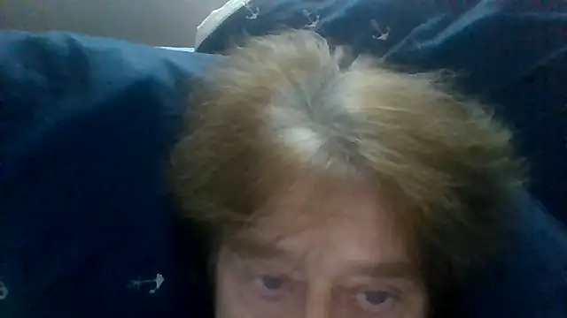 Snapshot of frankie7inch chatting on 06-08-26, 01:33 frankie7inch online show from 06-08-26, 01:33