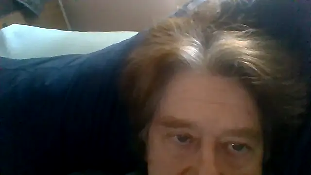 Snapshot of frankie7inch chatting on 06-21-26, 04:09 frankie7inch online show from 06-21-26, 04:09