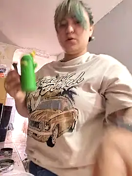 Snapshot of iDogrose21 chatting on 11-25-25, 08:42 iDogrose21 online show from 11-25-25, 08:42