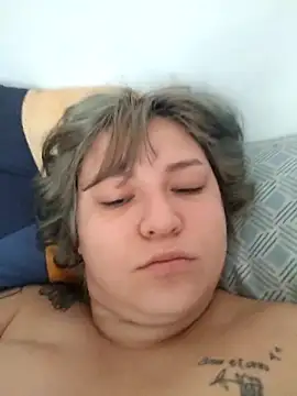 Snapshot of iDogrose21 chatting on 11-26-25, 05:03 iDogrose21 online show from 11-26-25, 05:03