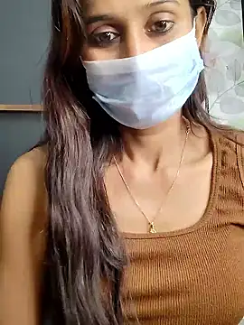 Snapshot of Oleevia chatting on 11-07-25, 09:53 Oleevia online show from 11-07-25, 09:53