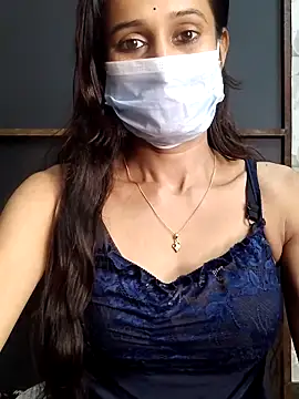 Snapshot of Oleevia chatting on 11-22-25, 08:46 Oleevia online show from 11-22-25, 08:46