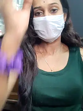 Snapshot of Oleevia chatting on 12-03-25, 08:56 Oleevia online show from 12-03-25, 08:56