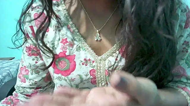 Only hunny online show from 03-03-25, 08:43