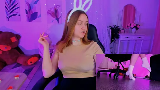 KellyPoter online show from 01-07-25, 02:19