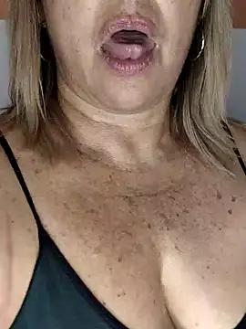 Kasandra Ho online show from 01-15-25, 01:45