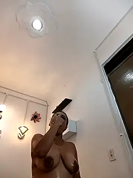 Snapshot of samanthaPuxy chatting on 01-26-25, 11:06 samanthaPuxy online show from 01-26-25, 11:06