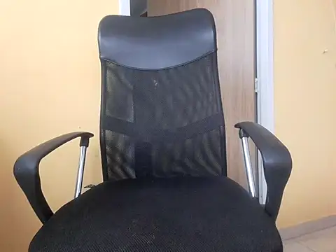 dragon1006 online show from 02-04-25, 06:17