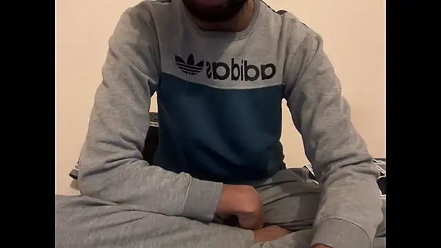 Snapshot of meatycronn chatting on 12-23-25, 01:36 meatycronn online show from 12-23-25, 01:36