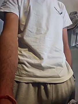 Snapshot of meatycronn chatting on 02-25-26, 06:01 meatycronn online show from 02-25-26, 06:01