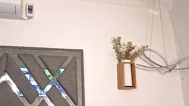 Fernanda brown18 online show from 11-13-25, 09:19