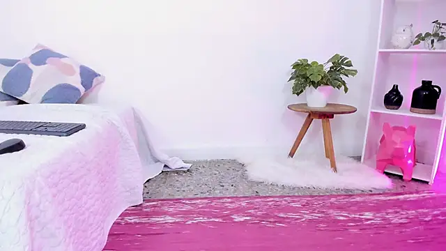 Abriil7 online show from 02-14-25, 06:34