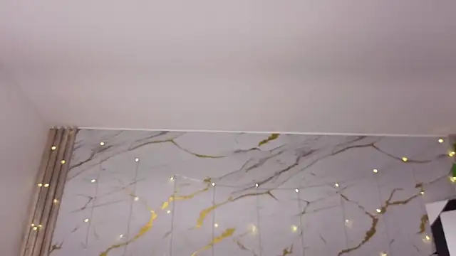 Snapshot of agatha_97_ chatting on 02-13-26, 02:07 agatha 97 online show from 02-13-26, 02:07