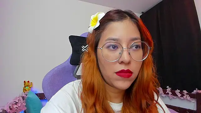  Moon Johnson online show from 11-11-25, 02:00