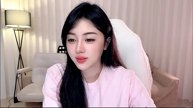 Snapshot of K-moumou chatting on 05-11-26, 05:10 K-moumou online show from 05-11-26, 05:10