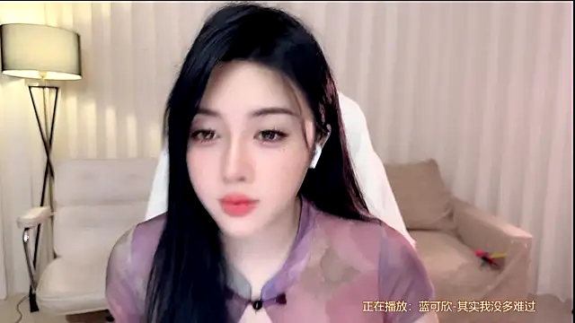 Snapshot of K-moumou chatting on 05-27-26, 04:04 K-moumou online show from 05-27-26, 04:04