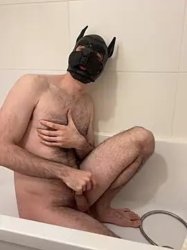 FrenchCamDog online show from 01-17-25, 05:19