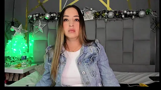 AliceSteel12 online show from 12-20-25, 11:01