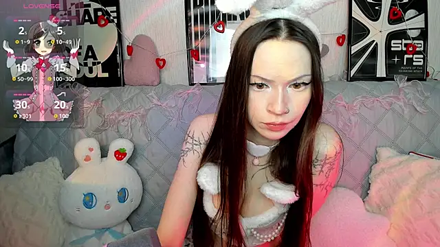 KittiMissi online show from 04-04-26, 03:09