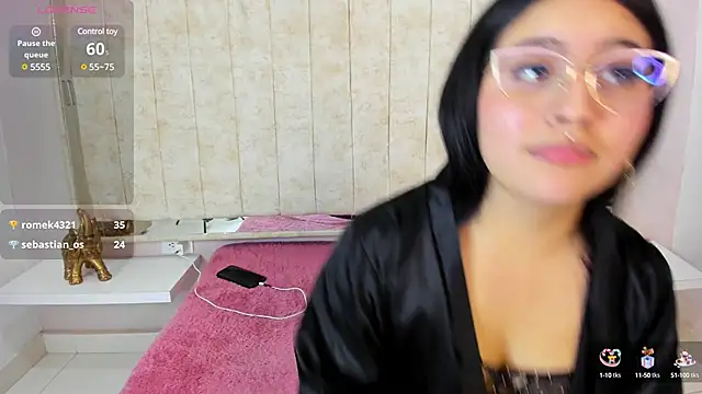 Annie9  online show from 02-08-25, 02:04