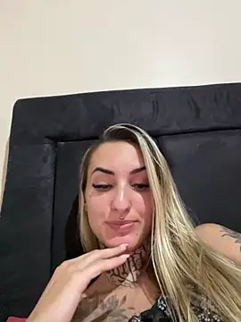 hotskinny1 online show from 02-28-25, 02:31