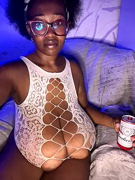 Snapshot of Daniela518 chatting on 11-16-25, 04:07 Daniela518 online show from 11-16-25, 04:07