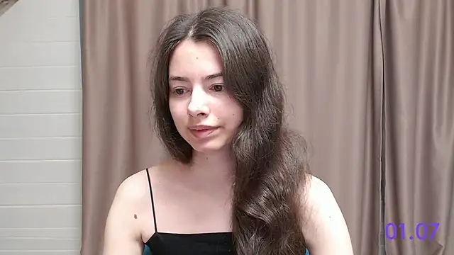 Snapshot of sweet_sweet_angel chatting on 07-01-26, 03:30 sweet sweet angel online show from 07-01-26, 03:30