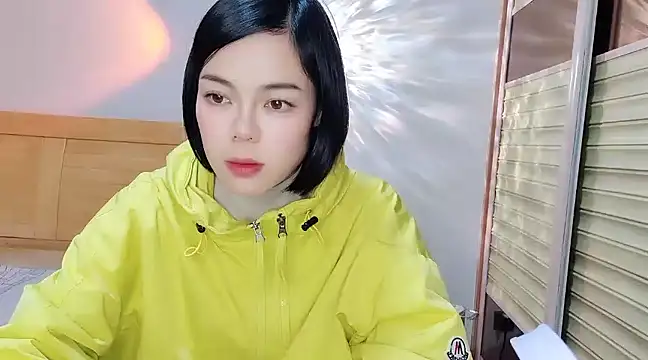 Linda-LL online show from 01-25-25, 11:55