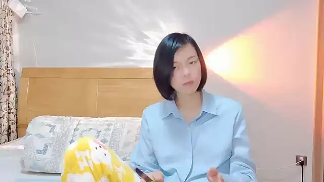 Linda-LL online show from 02-04-25, 10:54