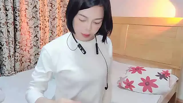 Linda-LL online show from 02-28-25, 11:47