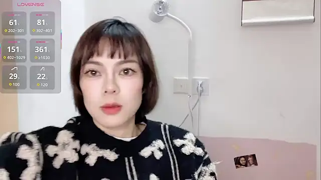 Linda-LL online show from 11-12-25, 11:43