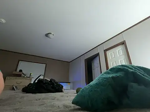 IvanaPlenty online show from 10-09-25, 04:32