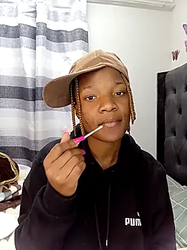 Snapshot of SHANTYBABE chatting on 09-28-25, 07:08 SHANTYBABE online show from 09-28-25, 07:08