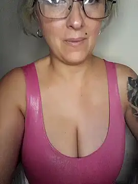 DesireSatler online show from 12-20-24, 01:58