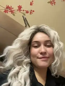 KikiWatson online show from 01-05-25, 12:31