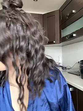 KikiWatson online show from 02-21-25, 12:17