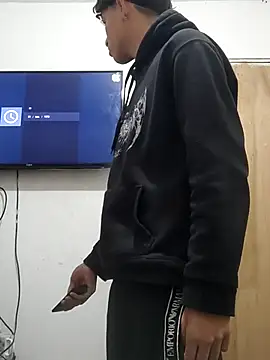 LatinBoysxxx online show from 10-30-25, 04:30