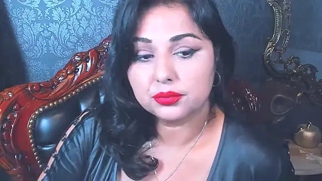 SelenaNoctis online show from 09-15-25, 04:23