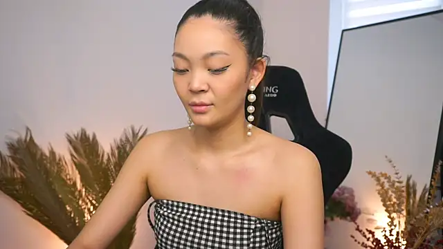 Peopleneedlove144 online show from 01-20-25, 05:15