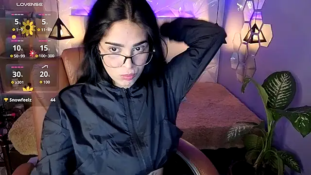 AlessiaVal  online show from 11-14-25, 03:22