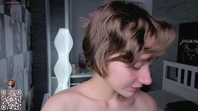 Snapshot of EthalBuffkin chatting on 03-07-26, 07:11 EthalBuffkin online show from 03-07-26, 07:11