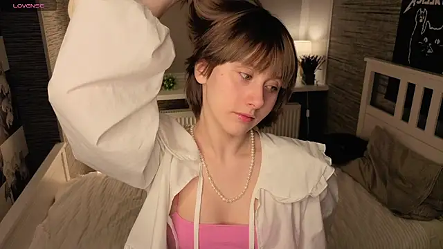 Snapshot of EthalBuffkin chatting on 04-15-26, 07:43 EthalBuffkin online show from 04-15-26, 07:43